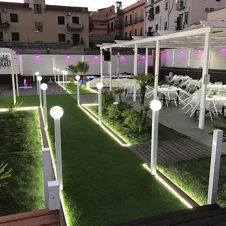 New Hotel Gold